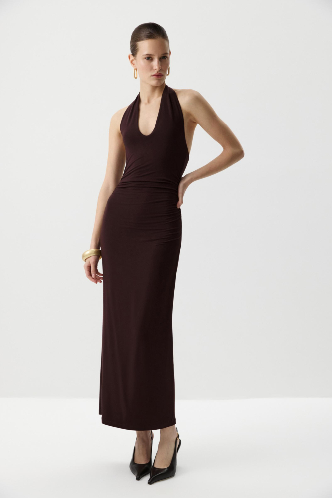 Платье с открытой спиной