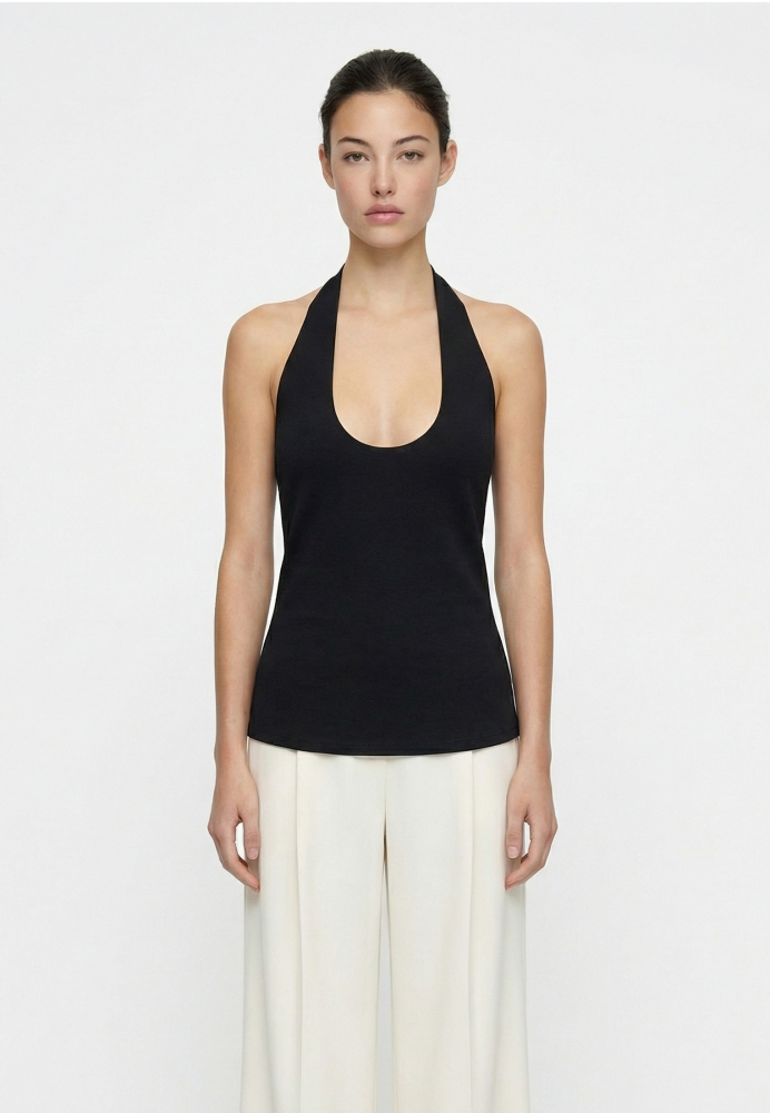 Топ с вырезом