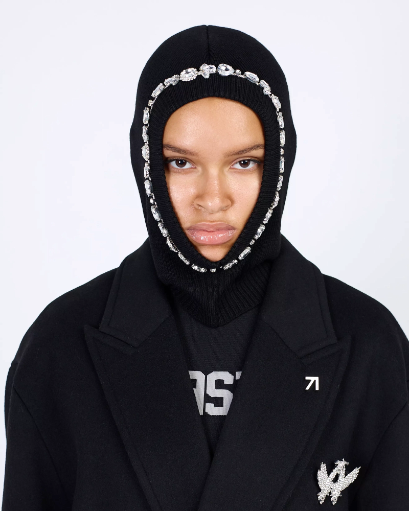 Балаклава с камнями