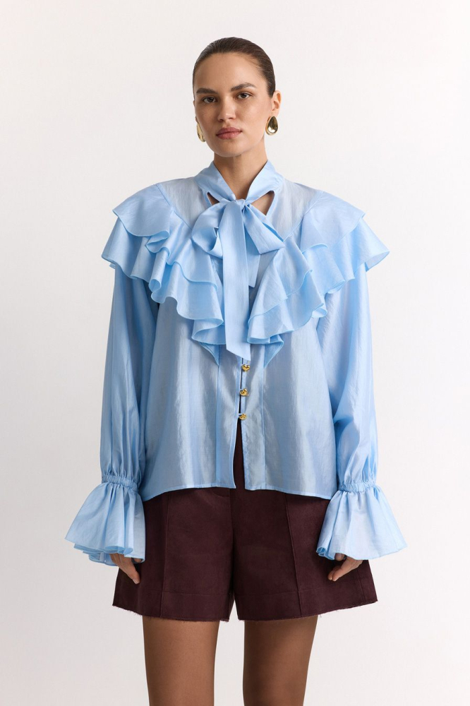 Блуза с воланами