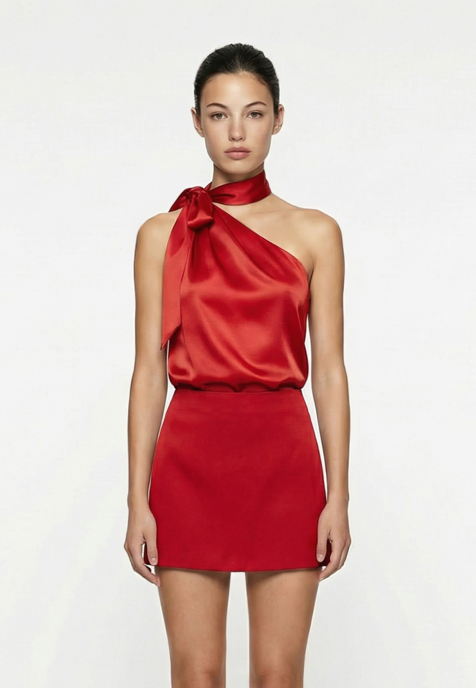 Топ на одно плечо из сатина