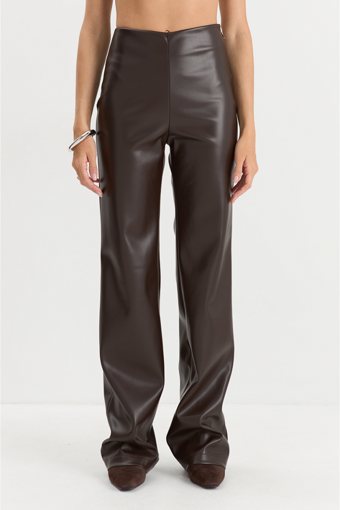 Брюки из экокожи