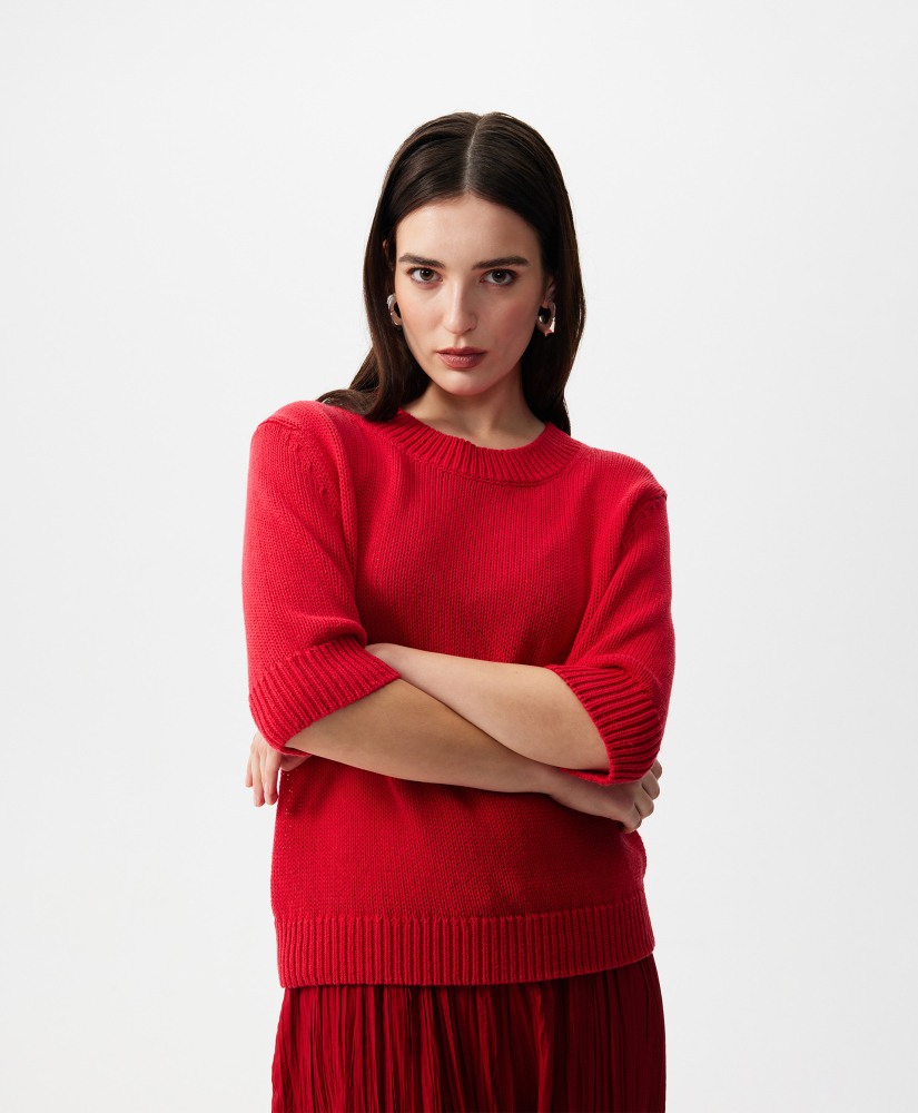 Джемпер полуприлегающего силуэта