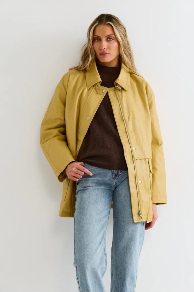 Утепленная парка из экокожи