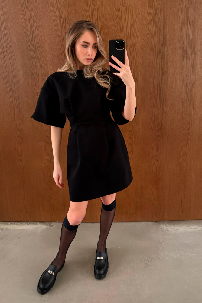 Платье с коротким рукавом (черное)