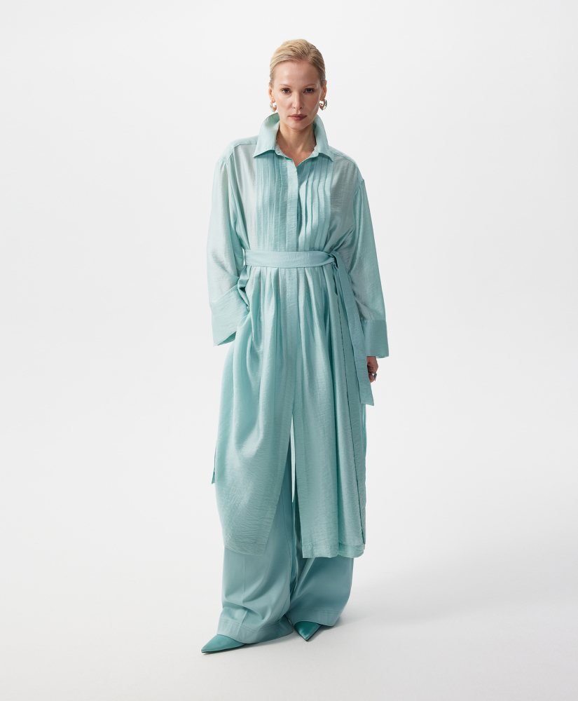 Туника с высокими разрезами