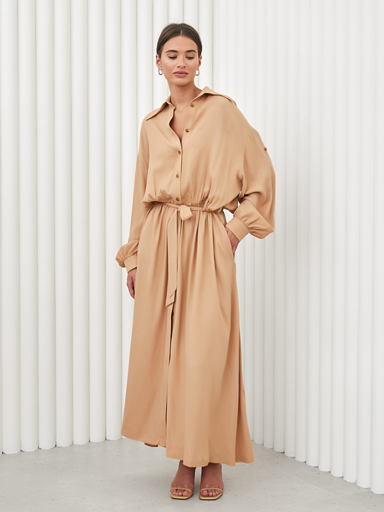 Платье-рубашка со спущенным рукавом