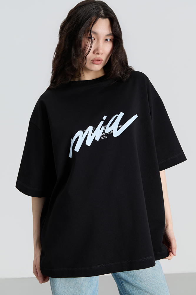 Футболка с логотипом