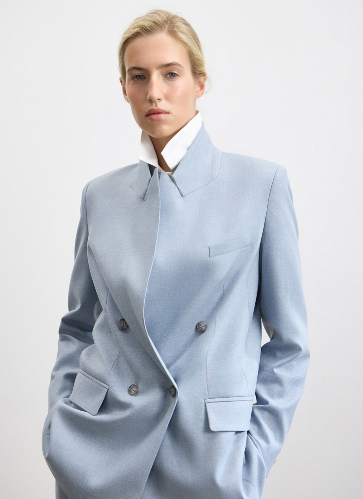 Жакет двубортный