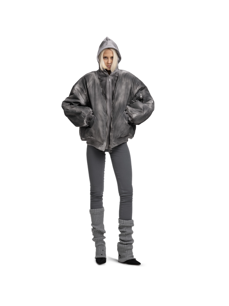 Бомбер с капюшоном