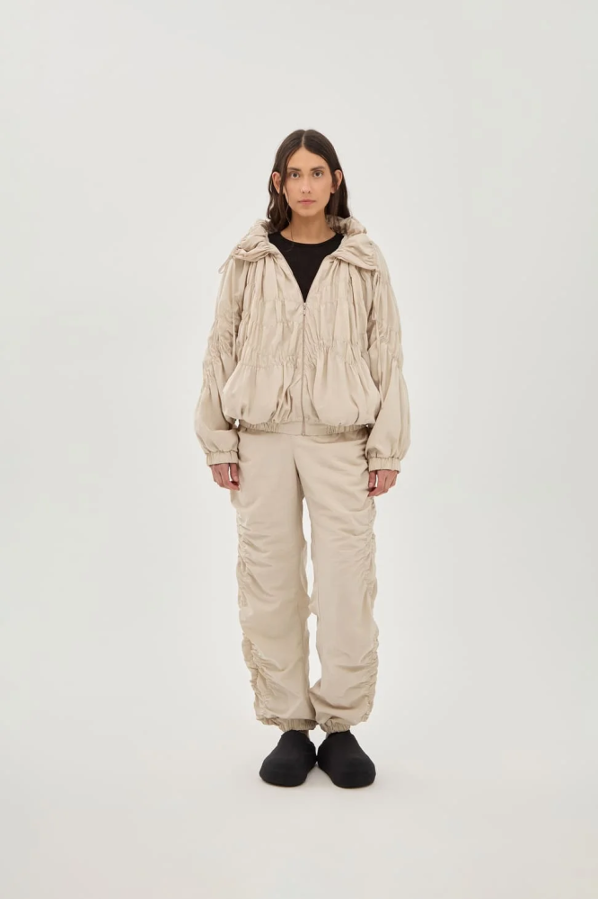 Олимпийка ренессансная жемчужная