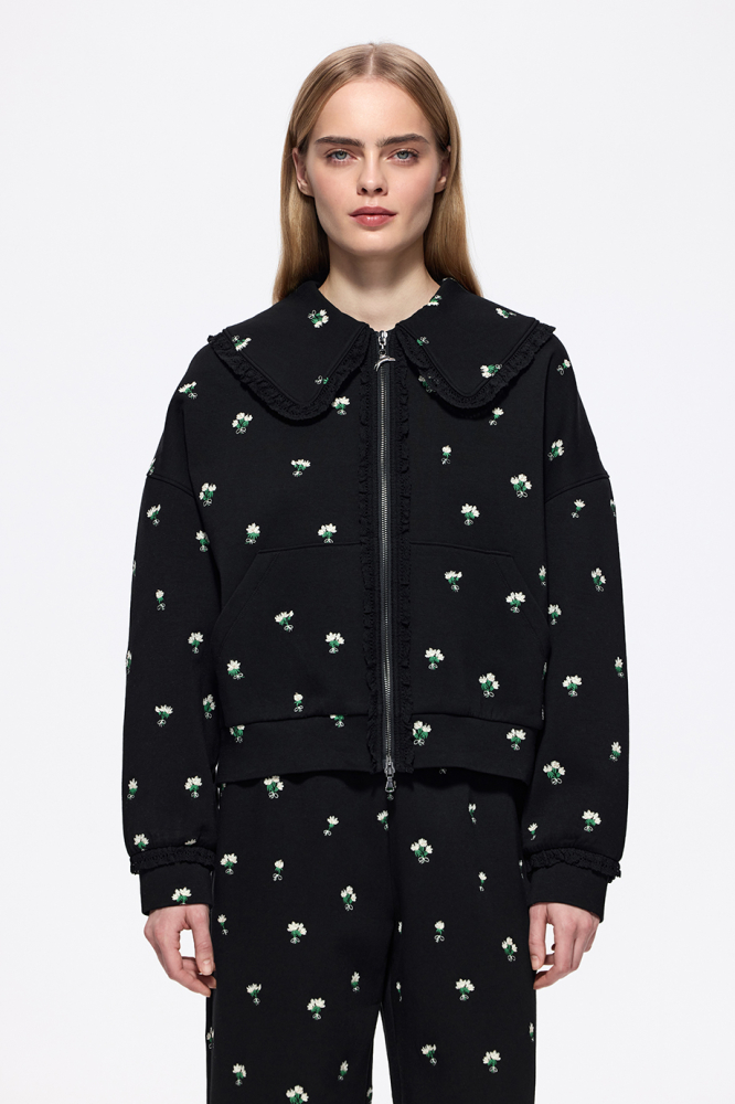 Толстовка на молнии с вышивкой