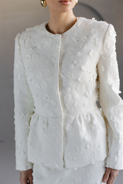 Жакет из твида с баской VLVT, цвет: белый, 00-00005356 купить онлайн