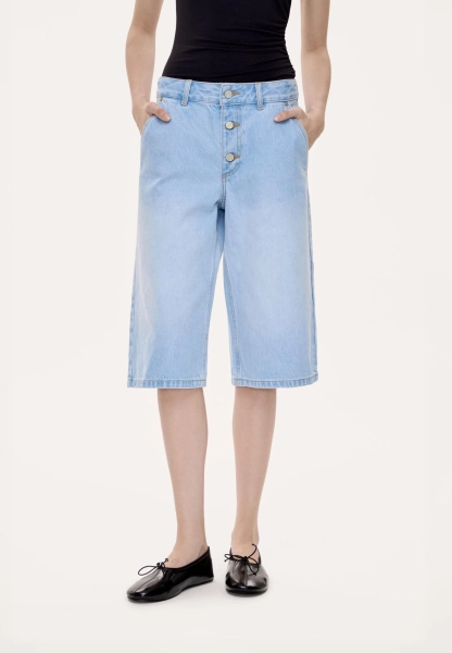 Женские шорты бермуды из денима MUTED, цвет: голубой, 904825.WSHT0011_Light-blue купить онлайн