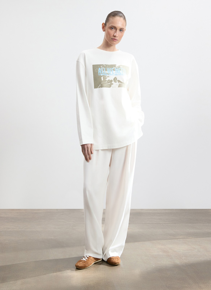 Лонгслив свободного кроя c принтом ALL WE NEED, цвет: белый,  купить онлайн