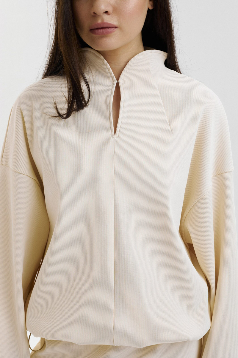 Свитшот с акцентным вырезом marte, цвет: бежевый,  купить онлайн