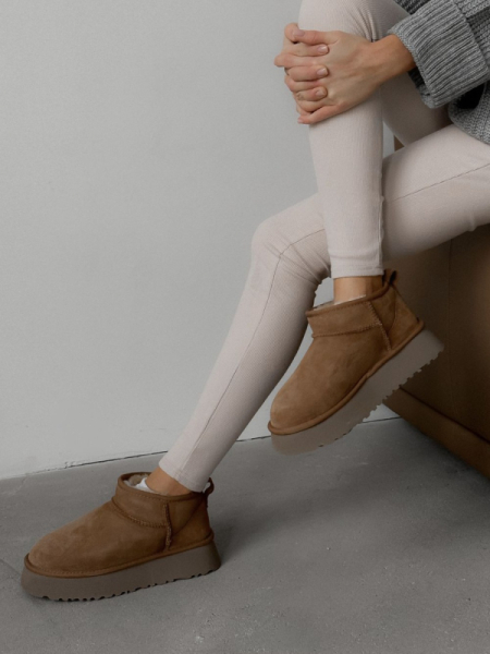 Угги из натуральной замши Угги из натуральной замши