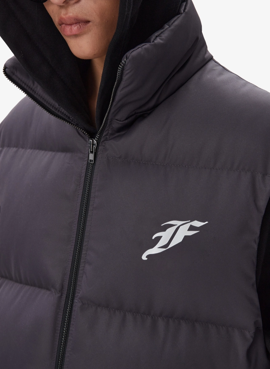 Жилет с объемным силуэтом F | ABLE, цвет: серый, VST-FBL-STBLNW-GRPHT купить онлайн