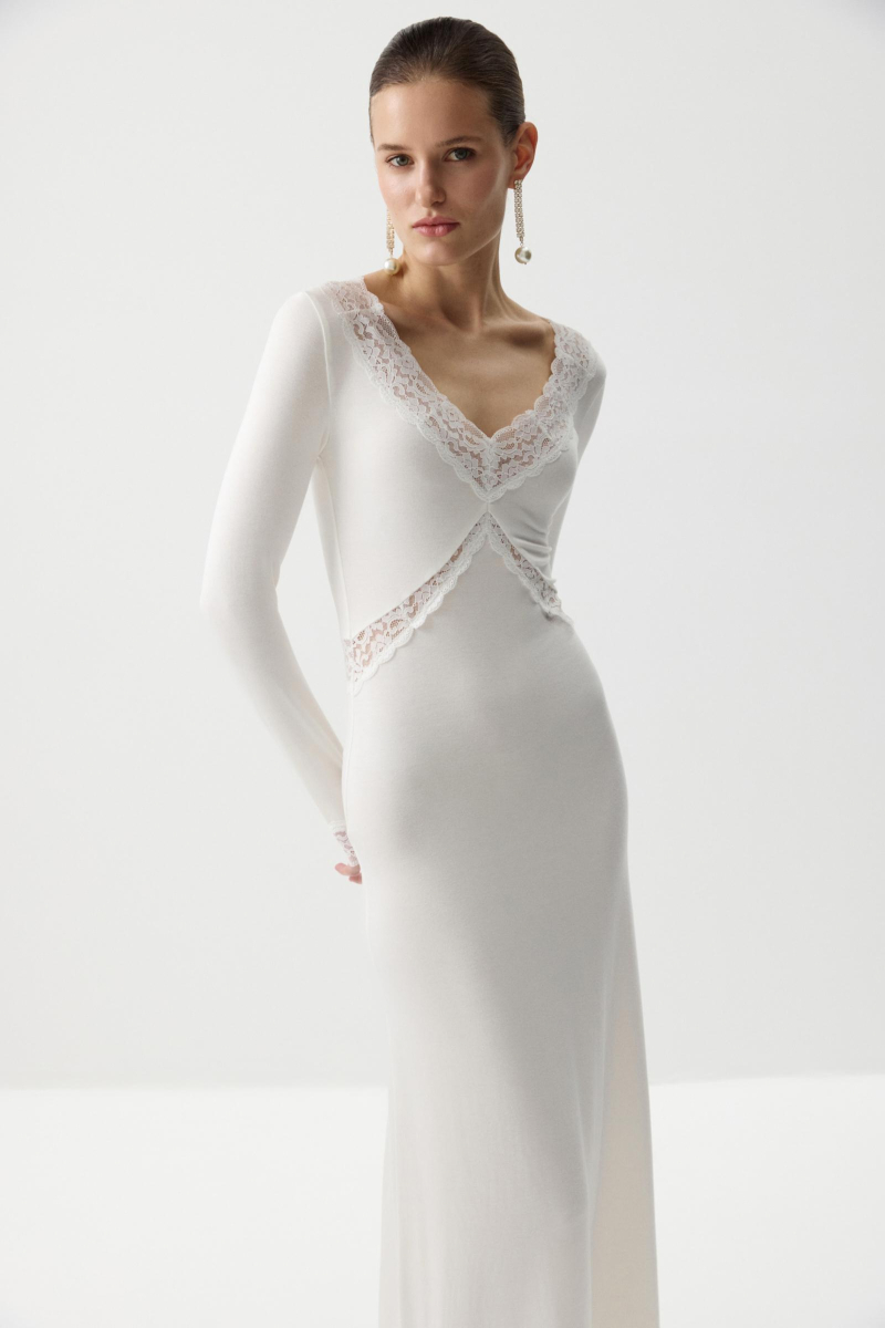 Платье из вискозы с кружевом Charmstore, цвет: белый, 207-53565-111 купить онлайн