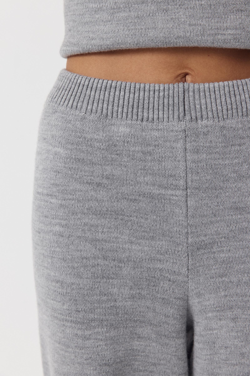 Брюки - джоггеры вязаные с шерстью Charmstore, цвет: серый, 301-40098-884 купить онлайн Брюки - джоггеры вязаные с шерстью Charmstore, цвет: серый, 301-40098-884 купить онлайн