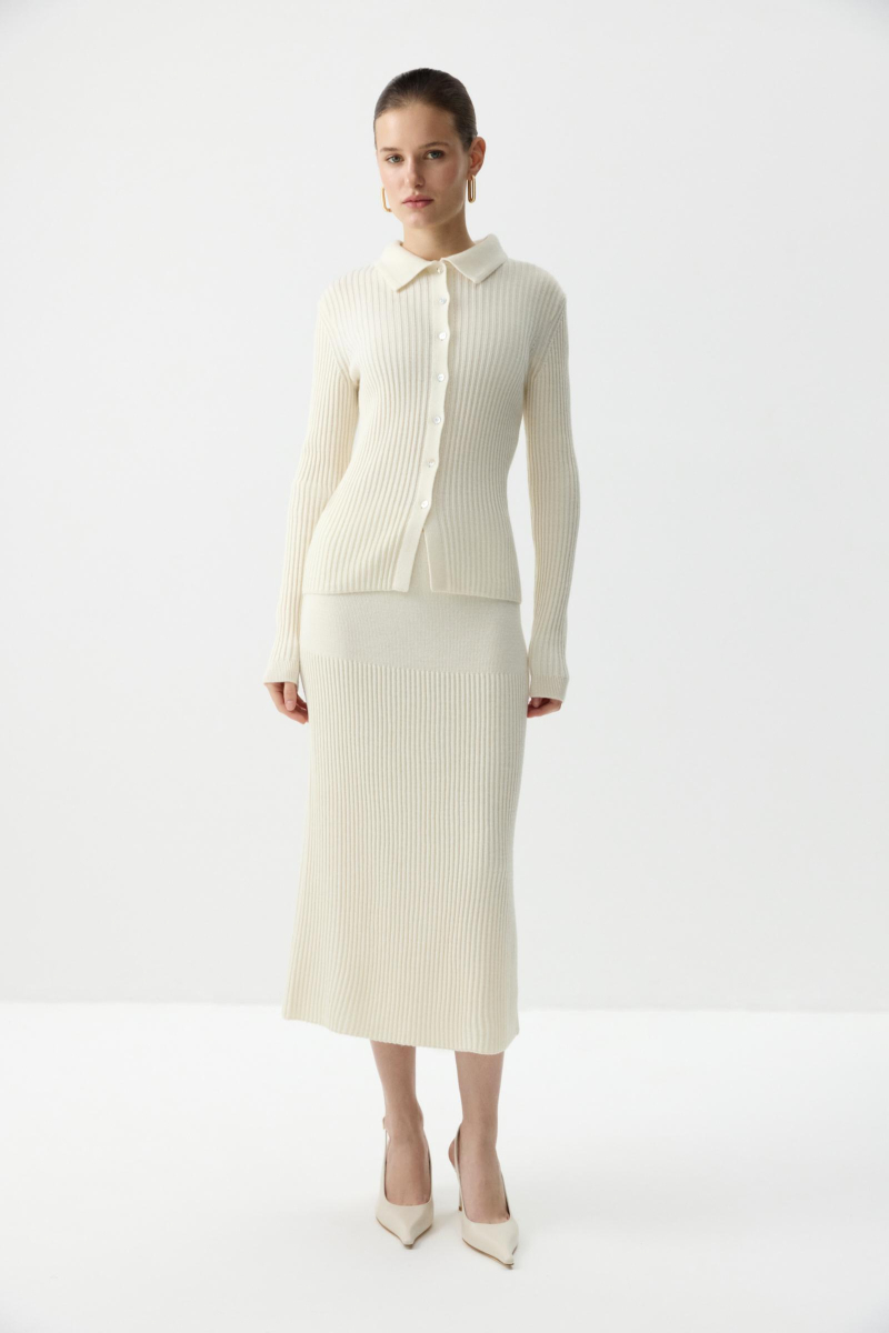 Джемпер-поло с пуговицами Charmstore, цвет: белый, 303-49598-111 купить онлайн