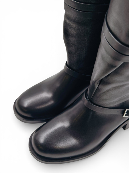 Сапоги демисезонные из натуральной кожи GRANDERA, цвет: Черный e6523-w1609r-a89 (943) купить онлайн