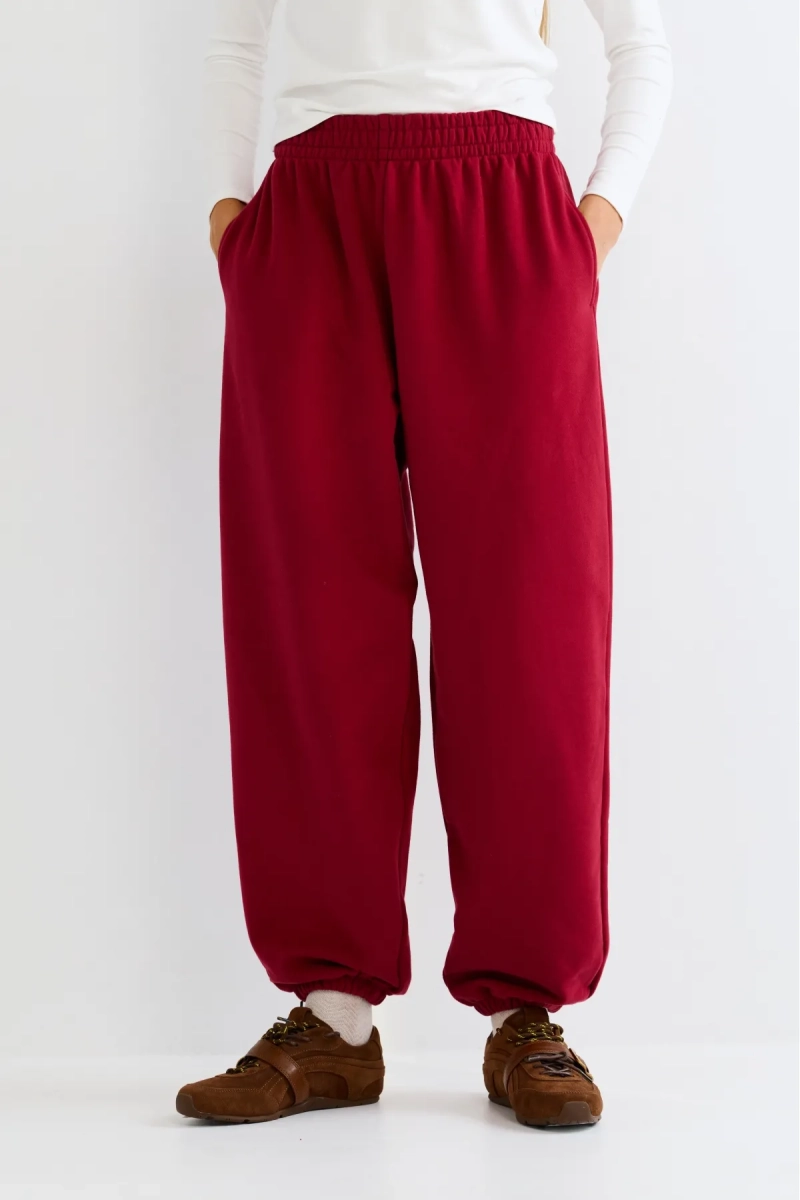 Джоггеры оверсайз Erist store, цвет: красный, НФ-00003097 купить онлайн