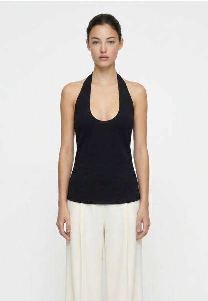 Топ с вырезом