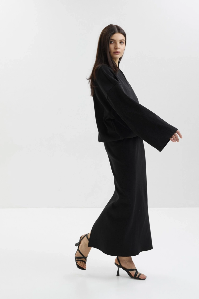 Свитшот с акцентным вырезом marte, цвет: Черный,  купить онлайн