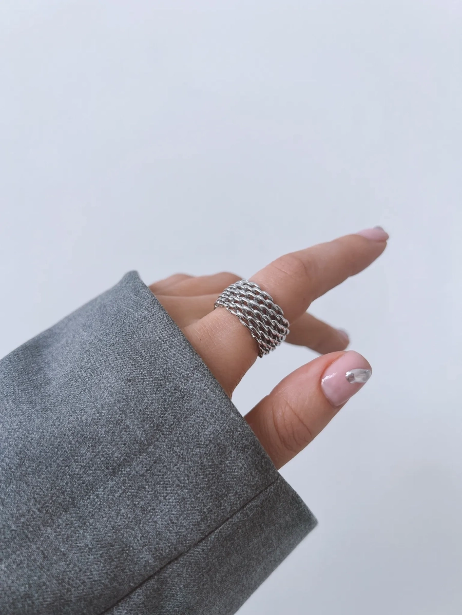 Серебряное объемное кольцо «Зацепила» SBLESKOM, цвет: Серебряный, 11661 купить онлайн