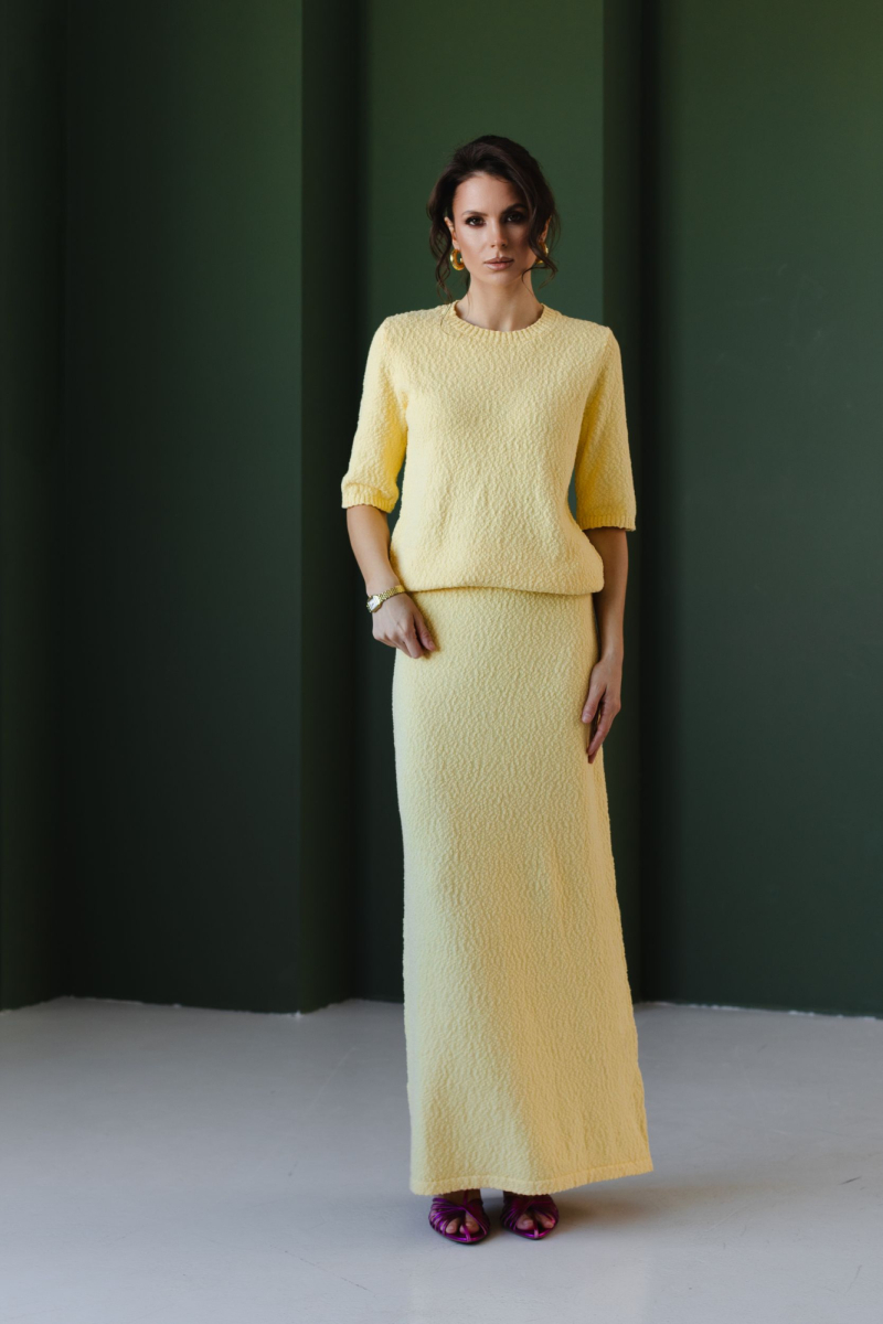 Костюм из фактурного хлопка джемпер и юбка