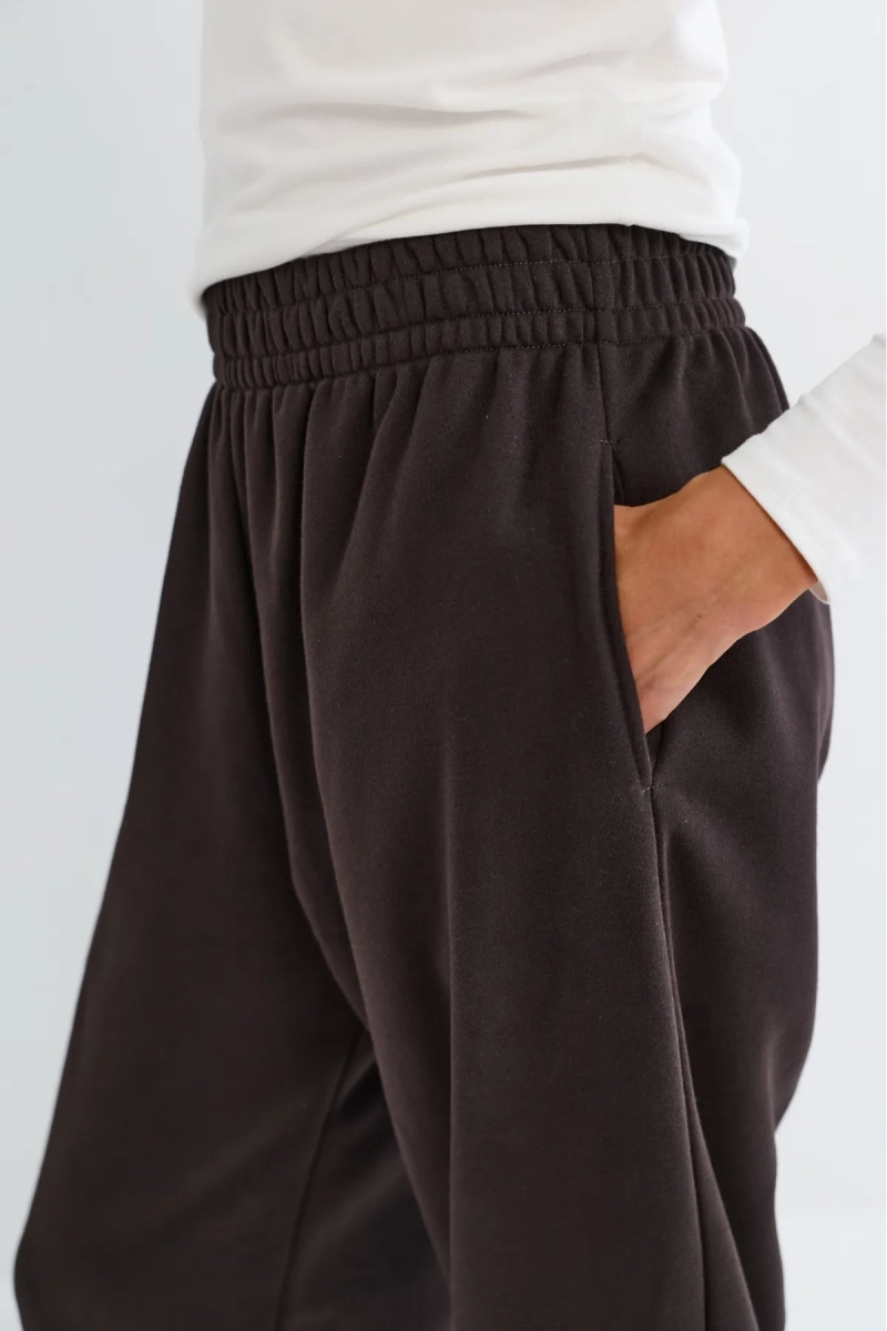 Джоггеры оверсайз Erist store, цвет: коричневый, НФ-00003095 купить онлайн