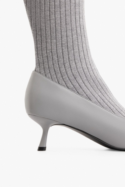 Сапоги с квадратным мысом Lera Nena, цвет: серый LNU.402.19386.800 купить онлайн