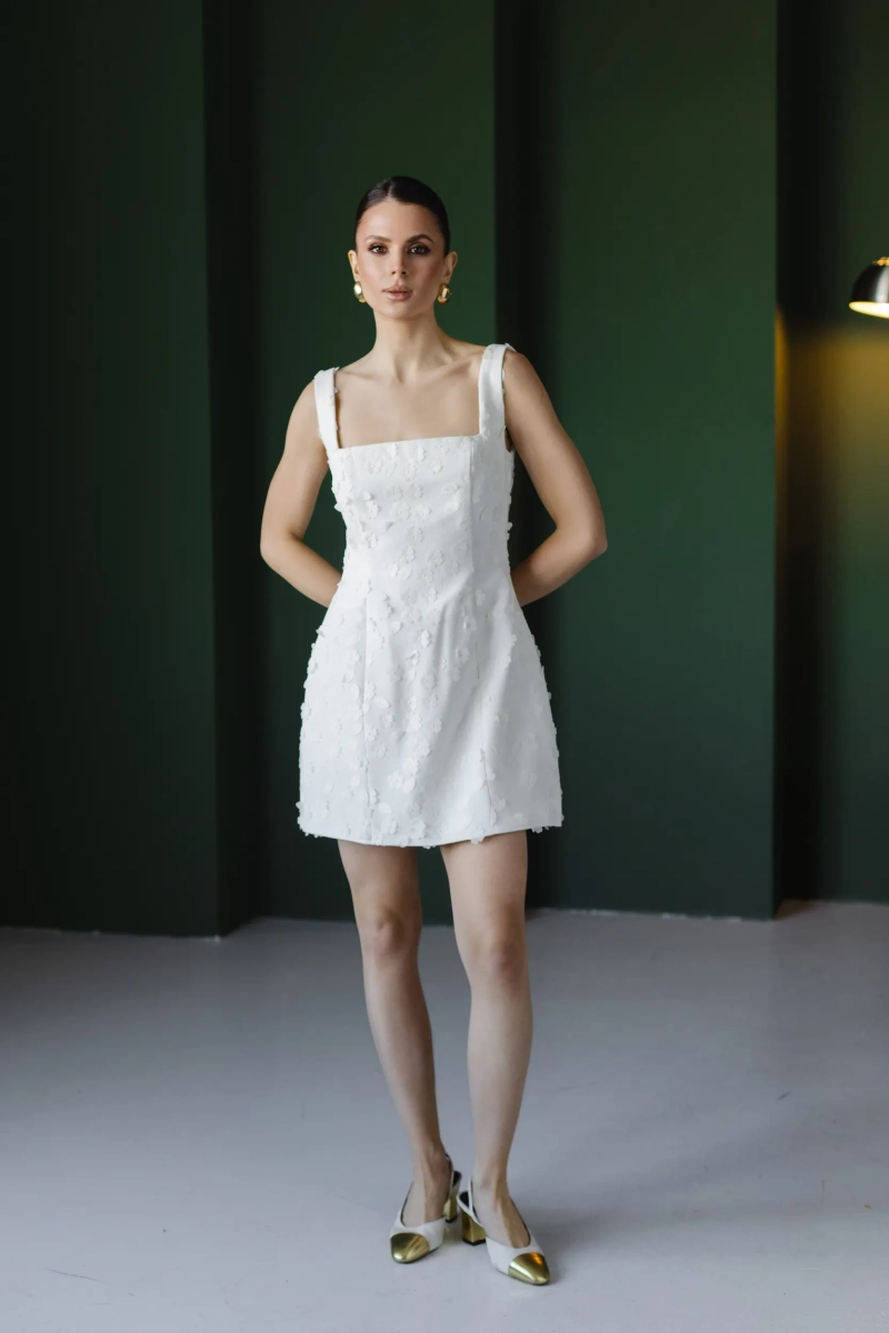 Платье из твида на лямках мини VLVT, цвет: белый, 00-00005377 купить онлайн