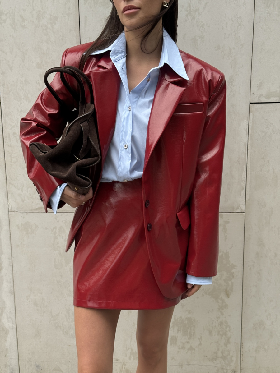 Жакет из эко-кожи однобортный лаковый VELVET, цвет: бордо, 00-00005148 купить онлайн Жакет из эко-кожи однобортный лаковый VELVET, цвет: бордо, 00-00005148 купить онлайн