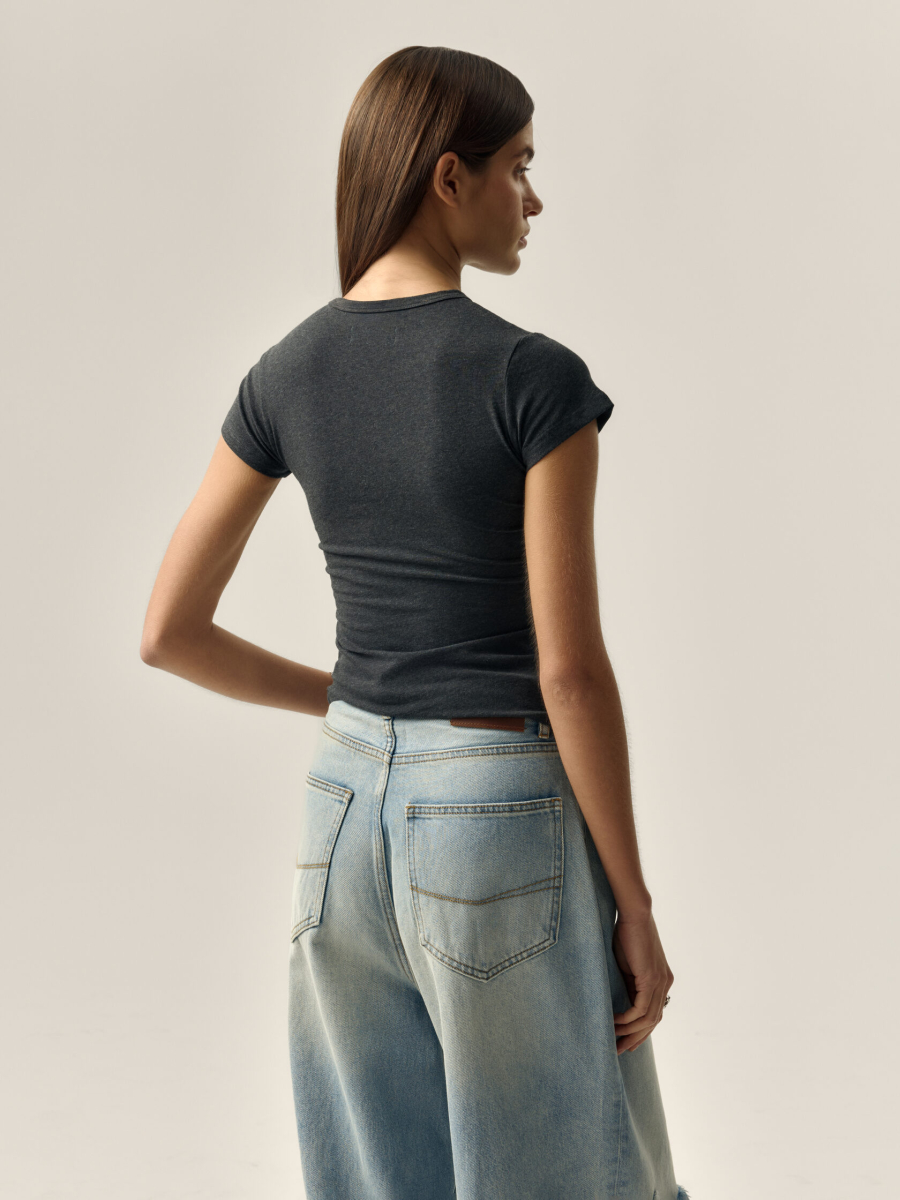 Футболка Granzh whisper NAIPACHE, цвет: Черный,  купить онлайн Футболка Granzh whisper NAIPACHE, цвет: Черный,  купить онлайн