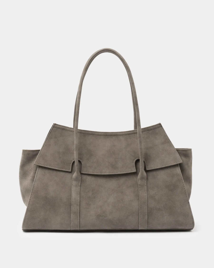 Вместительная сумка с фиксированными ручками