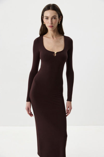 Платье миди с декоративным элементом Charmstore, цвет: коричневый, 207-50565-551 купить онлайн