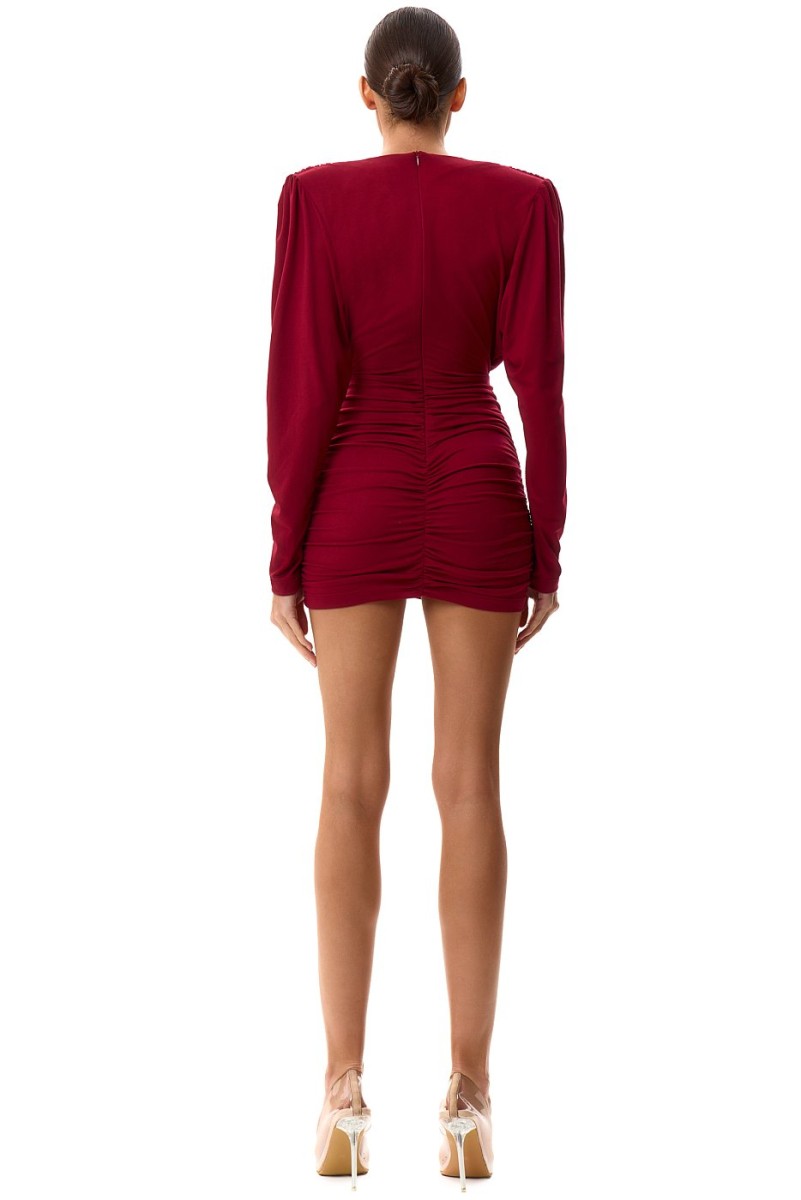 Платье-мини с увеличенными плечами SODAMODA, цвет: Бордовый, 15941 купить онлайн