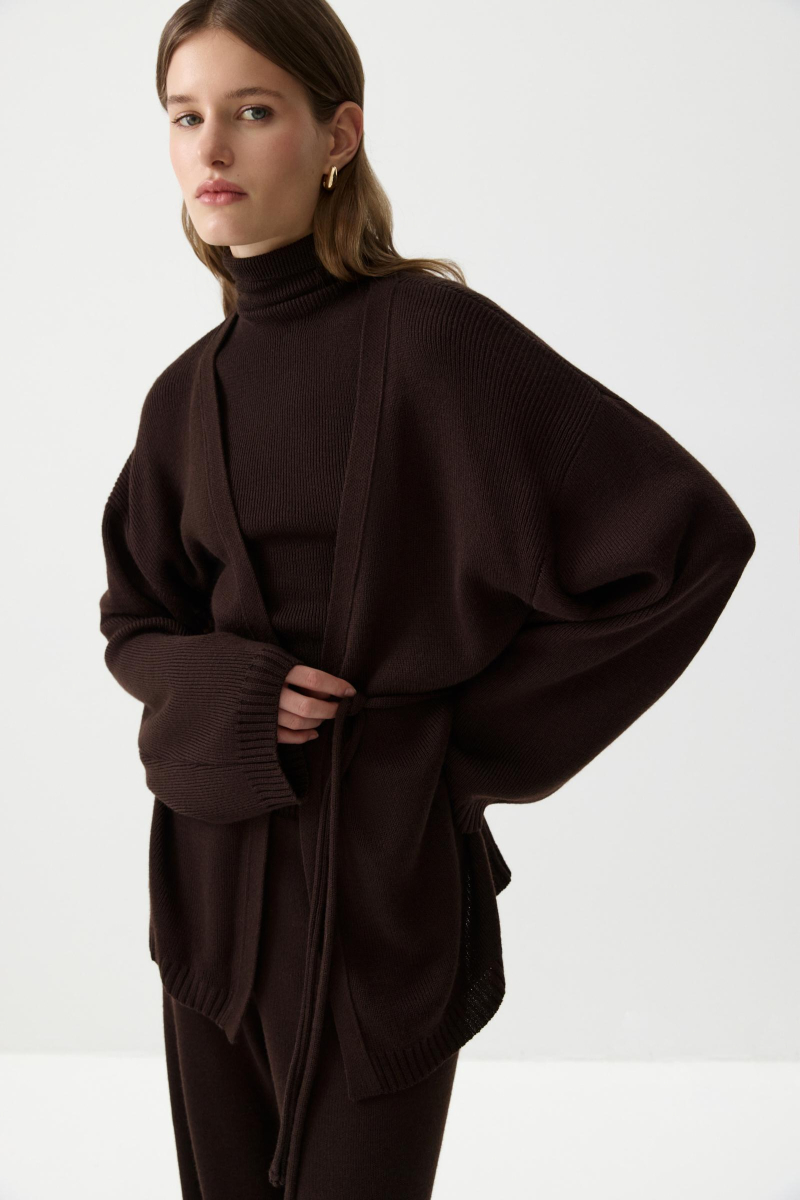 Кардиган из шерсти с поясом Charmstore, цвет: коричневый, 305-51798-551 купить онлайн