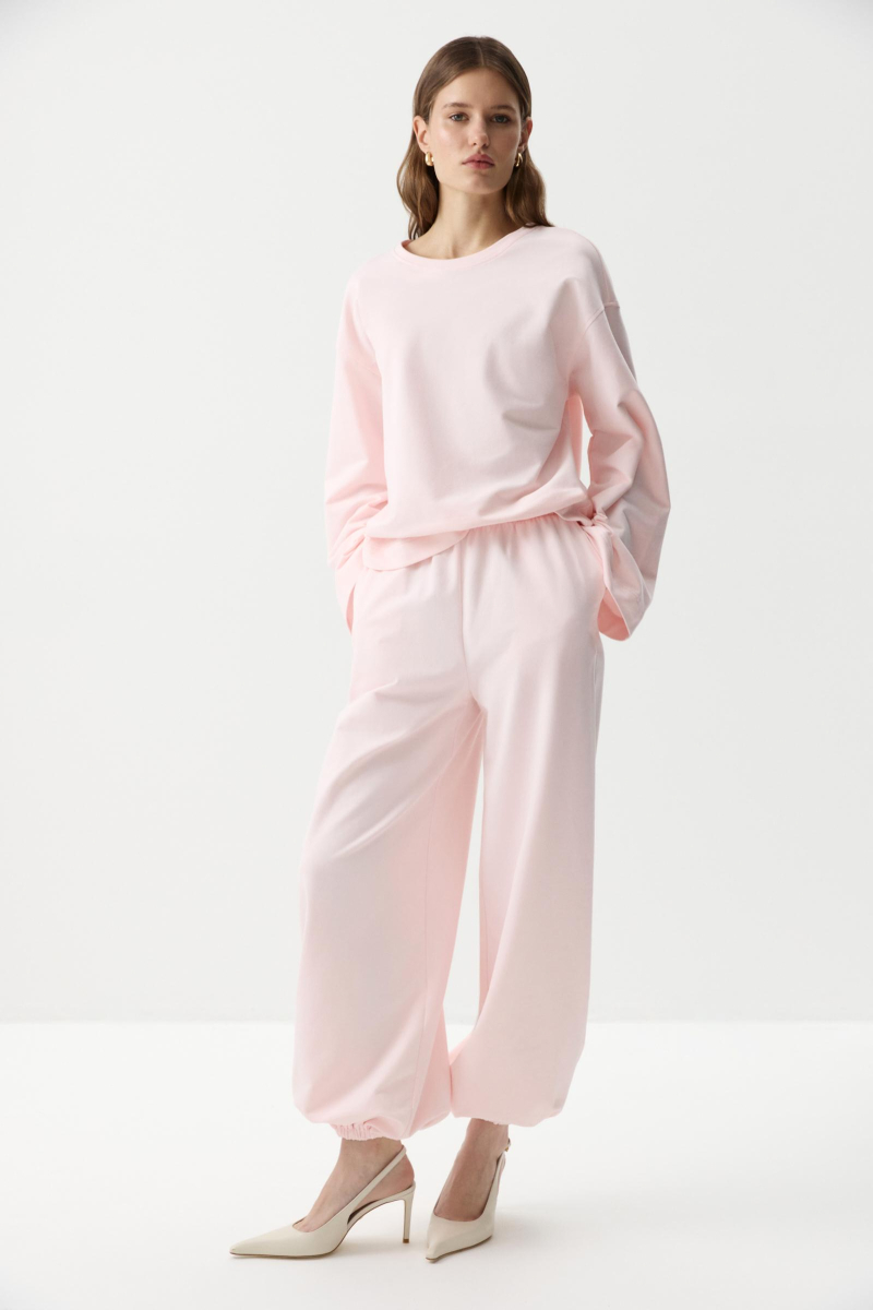 Джоггеры с карманами Charmstore, цвет: розовый, 201-52258-221 купить онлайн