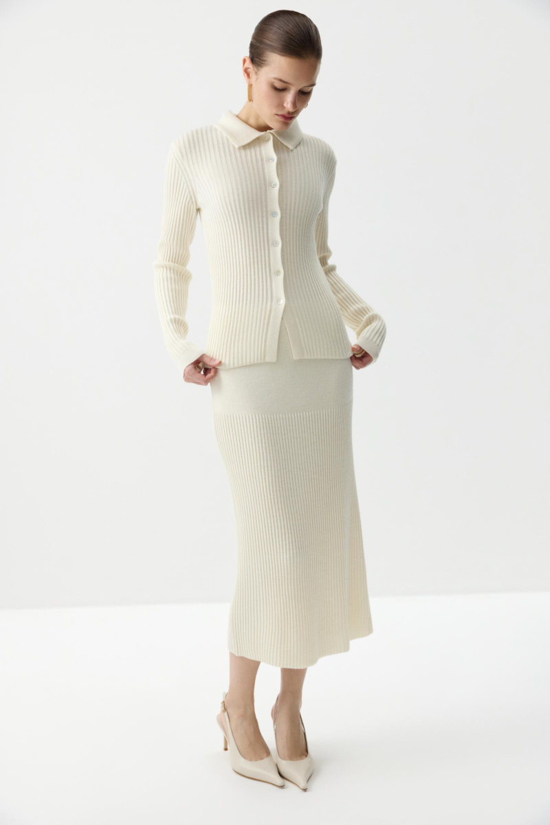 Джемпер-поло с пуговицами Charmstore, цвет: белый, 303-49598-111 купить онлайн