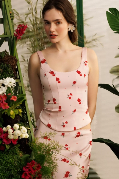 Топ корсетный Charmstore, цвет: цветы на светло-розовом, 114-56060-1003 купить онлайн