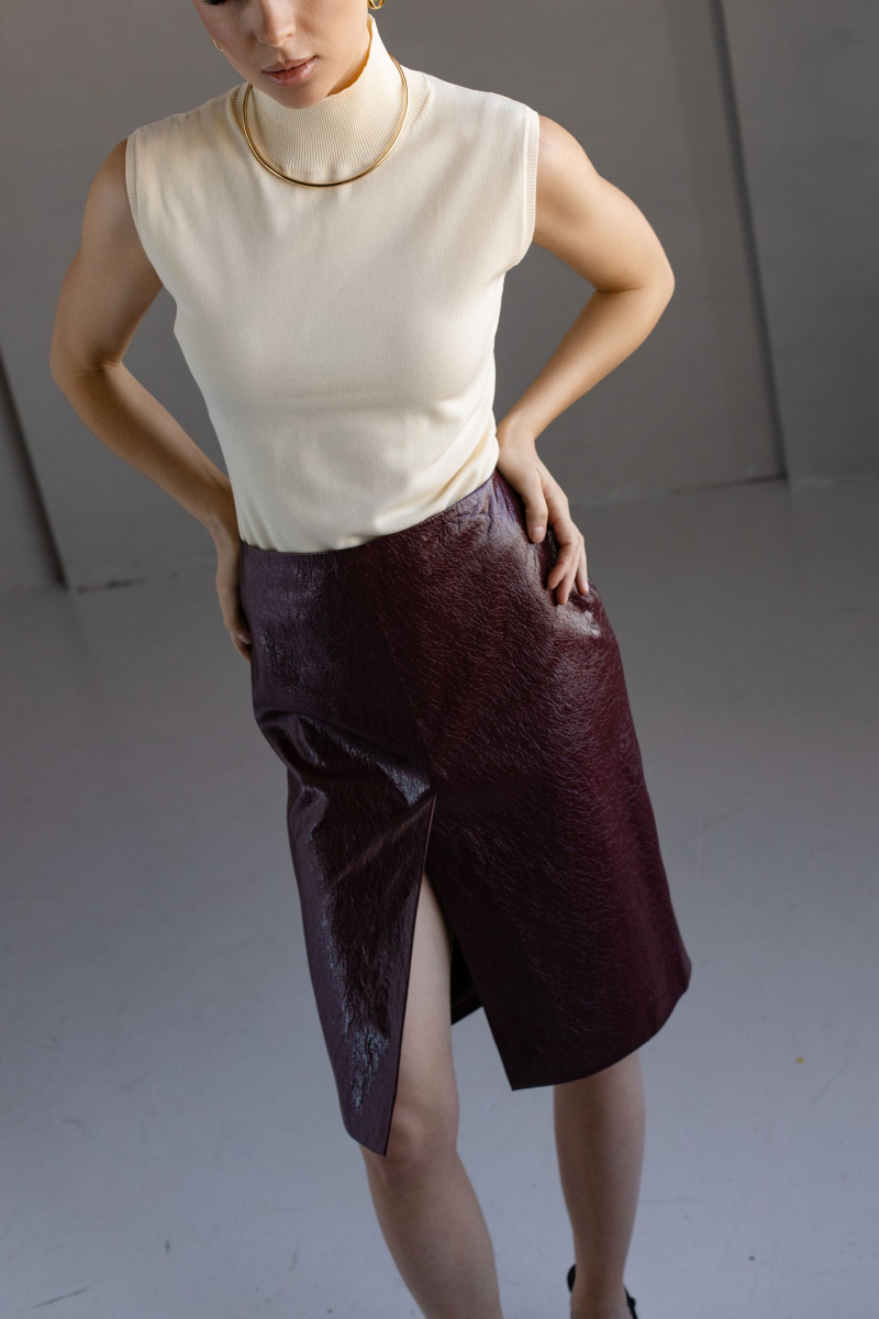 Юбка из экокожи с разрезом миди VLVT, цвет: Бордовый, 00-00005125 купить онлайн