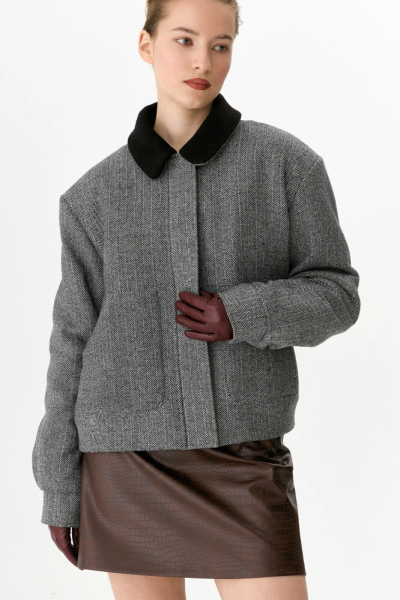 Бомбер из шерсти утепленный с контрастным воротником