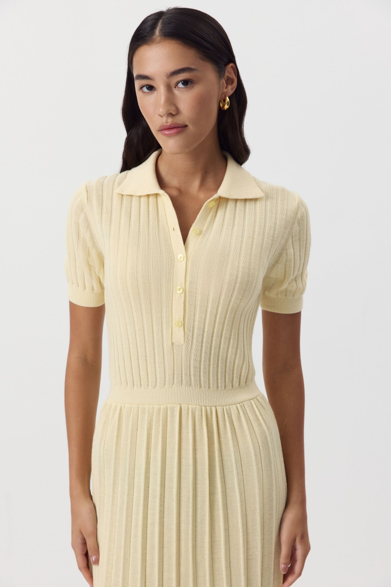 Платье-поло с шерстью Charmstore, цвет: белый, 306-40498-113 купить онлайн