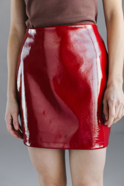 Юбка из экокожи мини лаковая VLVT, цвет: Бордовый, 00-00005128 купить онлайн