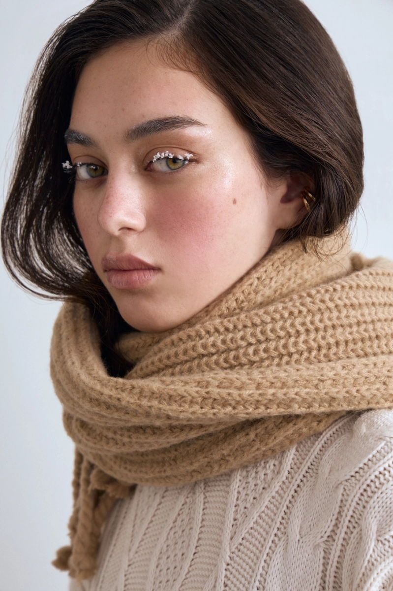 Шарф с бахромой Mollis, цвет: бежевый 999-55-2575/2 купить онлайн Шарф с бахромой Mollis, цвет: бежевый 999-55-2575/2 купить онлайн