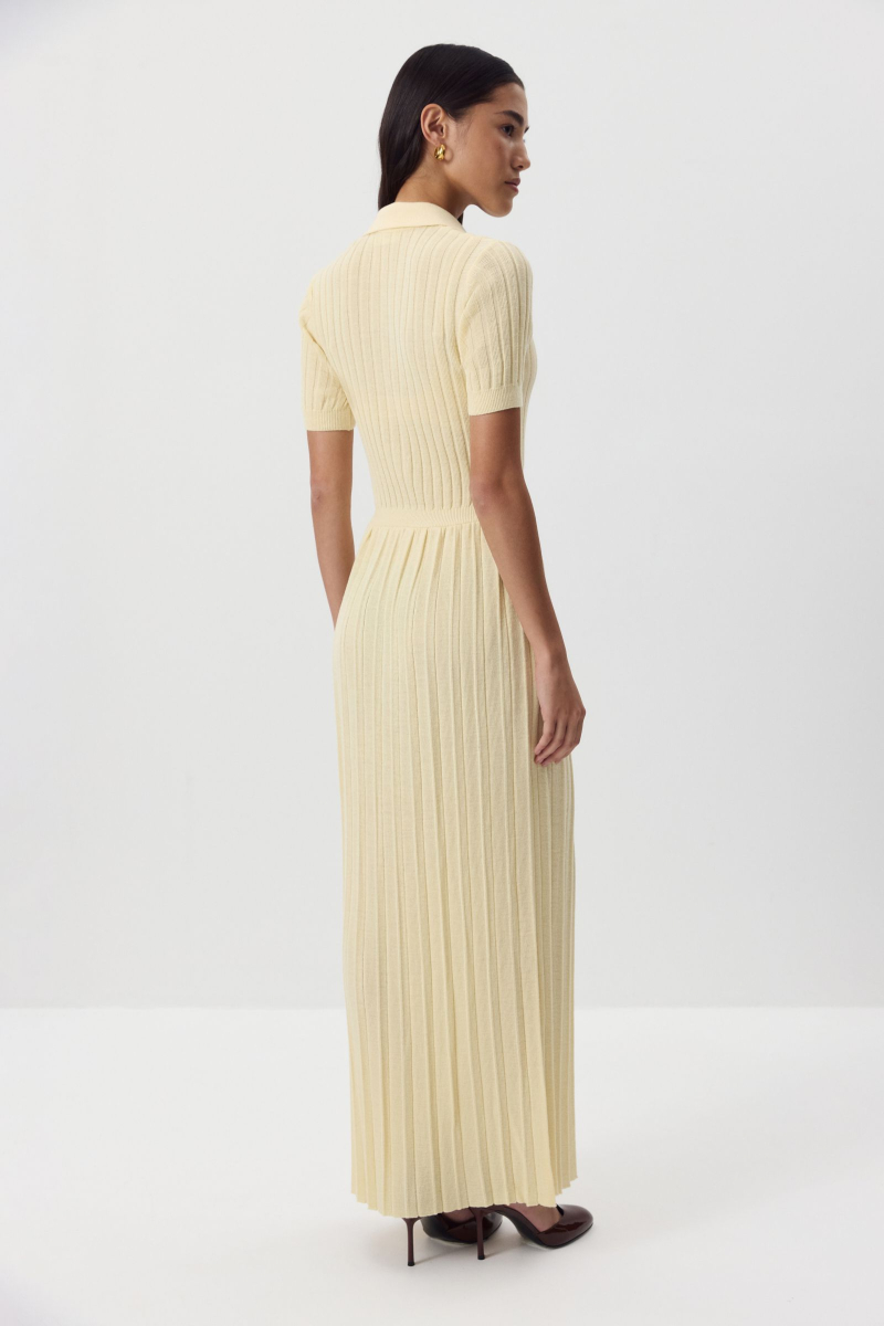 Платье-поло с шерстью Charmstore, цвет: белый, 306-40498-113 купить онлайн