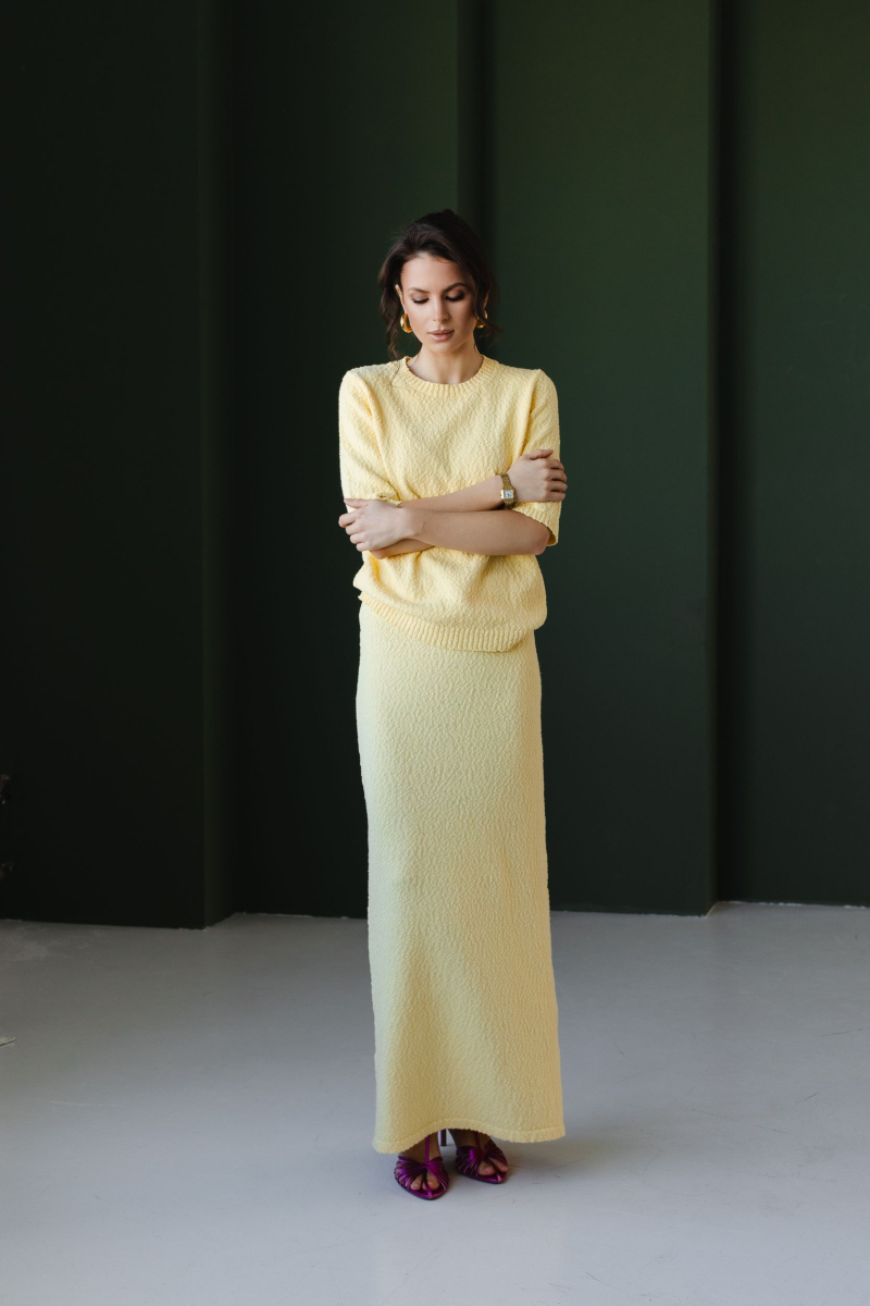 Костюм из фактурного хлопка джемпер и юбка VLVT, цвет: Желтый, 00-00005306 купить онлайн